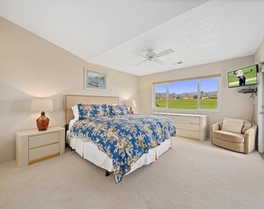 259 Vista Royale Circle W - Photo Thumbnail 25