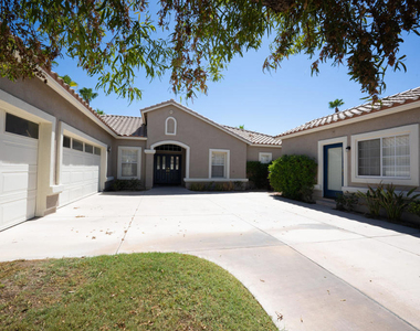 45140 Coeur Dalene Drive - Photo Thumbnail 3
