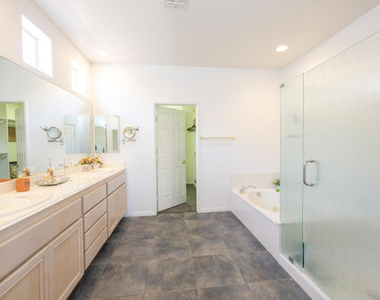 45140 Coeur Dalene Drive - Photo Thumbnail 14
