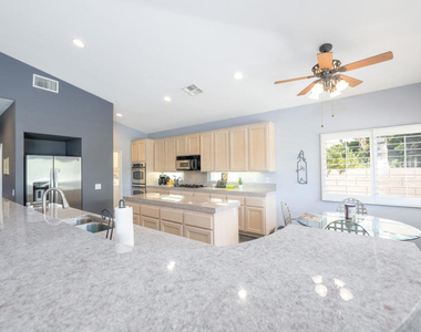 45140 Coeur Dalene Drive - Photo Thumbnail 8