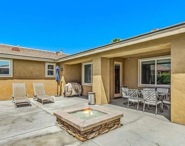 83631 Himilaya Drive - Photo Thumbnail 32