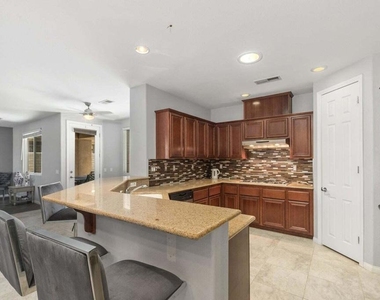 83631 Himilaya Drive - Photo Thumbnail 15