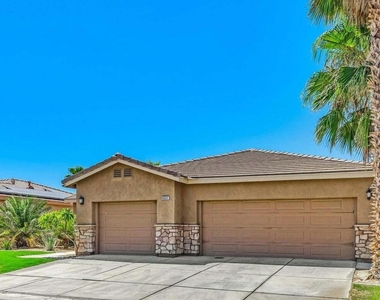 83631 Himilaya Drive - Photo Thumbnail 2