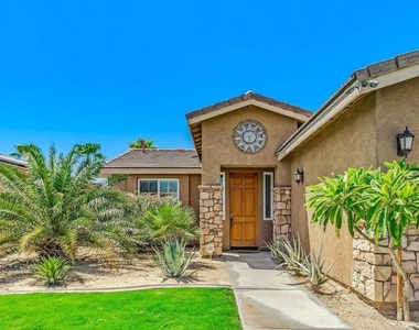 83631 Himilaya Drive - Photo Thumbnail 4