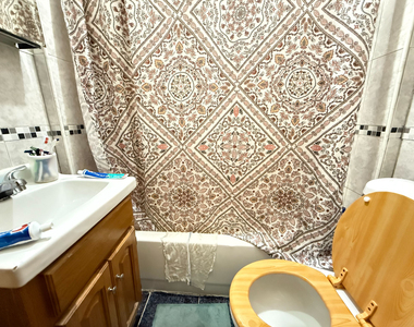 1404 Putnam Avenue - Photo Thumbnail 4