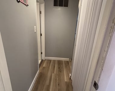 20124 Oak Lane - Photo Thumbnail 10