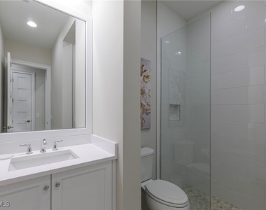 8909 Yucatan Court - Photo Thumbnail 16