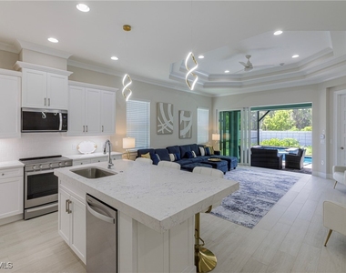 8909 Yucatan Court - Photo Thumbnail 2