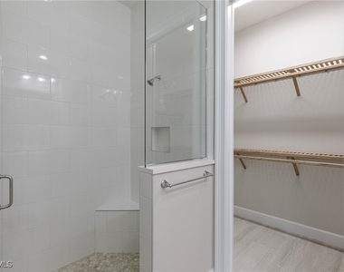 8909 Yucatan Court - Photo Thumbnail 12