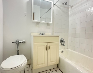 316 East 83rd Street - Photo Thumbnail 3