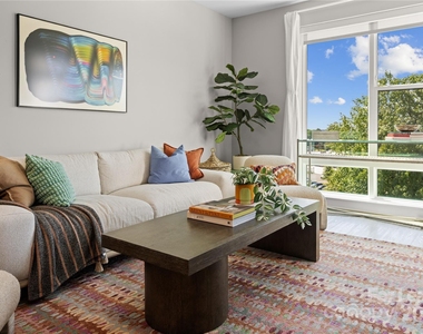 110 Razades Way - Photo Thumbnail 10