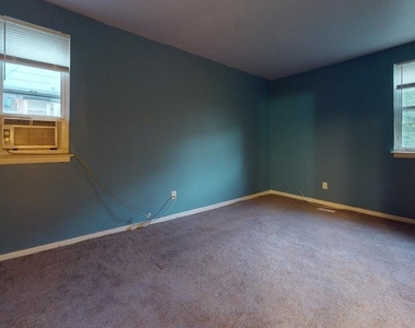 717 Red Lion Road - Photo Thumbnail 6