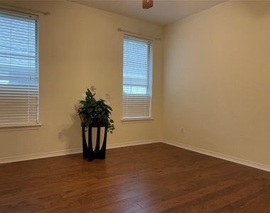 120 W Brazos Dr - Photo Thumbnail 25