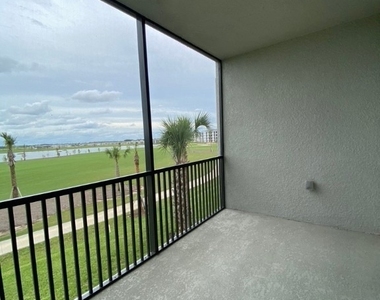 15275 Green Acres Avenue - Photo Thumbnail 12