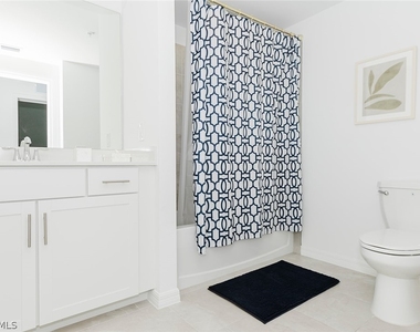 5661 Melbourne Court - Photo Thumbnail 15