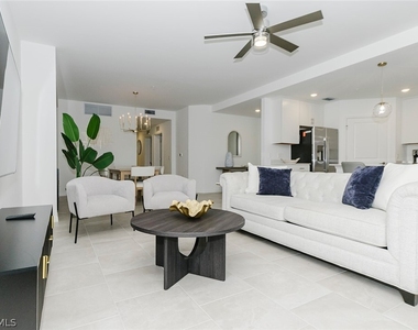 5661 Melbourne Court - Photo Thumbnail 7