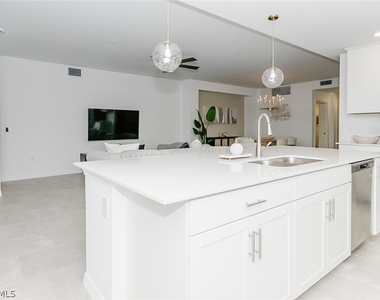 5661 Melbourne Court - Photo Thumbnail 21