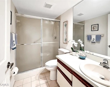 905 Augusta Boulevard - Photo Thumbnail 10