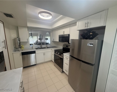 905 Augusta Boulevard - Photo Thumbnail 16