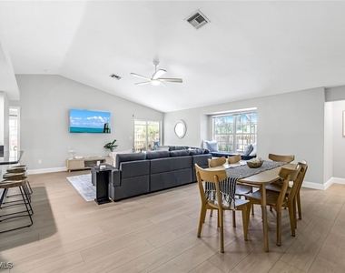 45 Wickliffe Drive - Photo Thumbnail 12