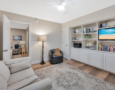 180 6th Avenue S - Photo Thumbnail 18
