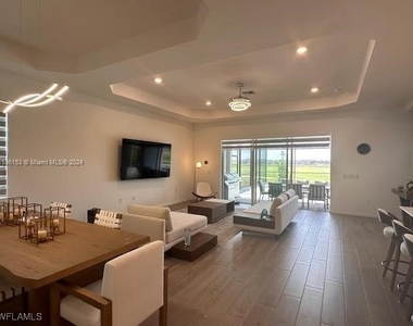 5545 Hampton Links Court - Photo Thumbnail 3