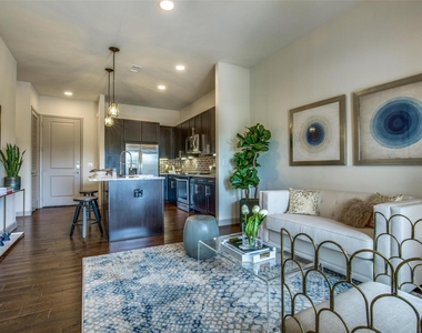 4139 Bellaire Boulevard - Photo Thumbnail 5