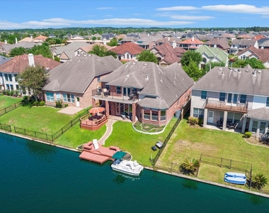 18011 Darling Point Court - Photo Thumbnail 12