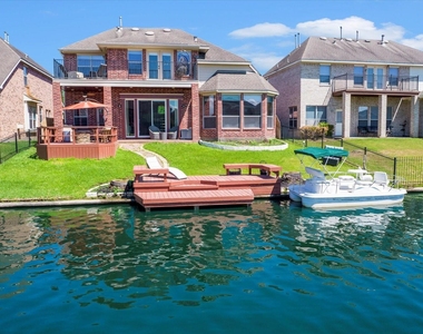 18011 Darling Point Court - Photo Thumbnail 9