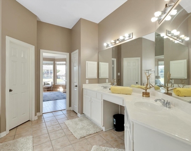 18011 Darling Point Court - Photo Thumbnail 39
