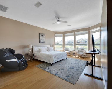 18011 Darling Point Court - Photo Thumbnail 46