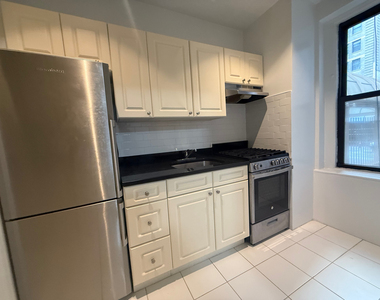 140 West 55th Street - Photo Thumbnail 9