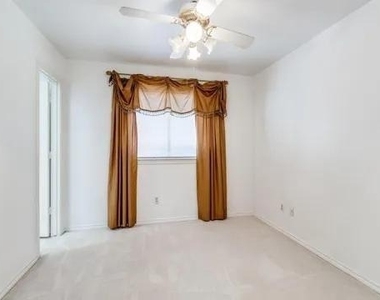 5910 Buffridge Trail - Photo Thumbnail 19