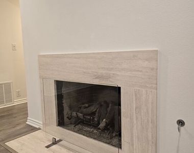 4444 Wilshire Boulevard - Photo Thumbnail 27