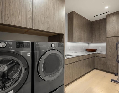 516 Stratford - Photo Thumbnail 35