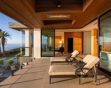 516 Stratford - Photo Thumbnail 10