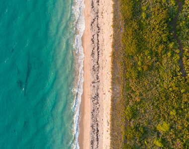 400 Beach Road - Photo Thumbnail 3
