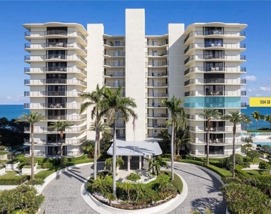 400 Beach Road - Photo Thumbnail 1