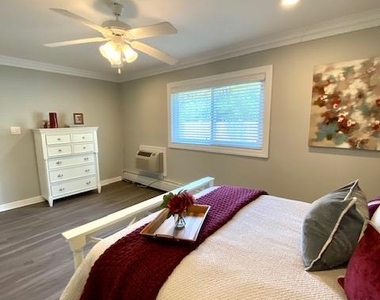 234 River Avenue - Photo Thumbnail 2