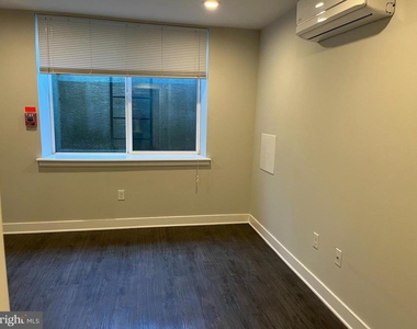 2039 N College Avenue - Photo Thumbnail 36