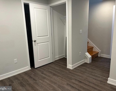 2039 N College Avenue - Photo Thumbnail 33