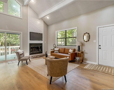 417 Watergap Drive - Photo Thumbnail 5