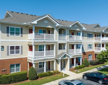 1000 Broadstone Way - Photo Thumbnail 5