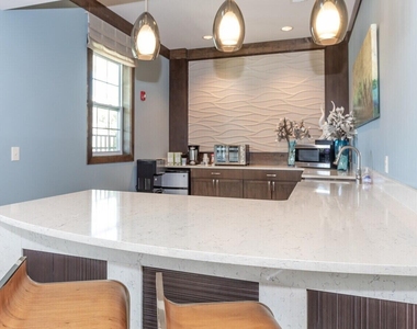 1000 Broadstone Way - Photo Thumbnail 8