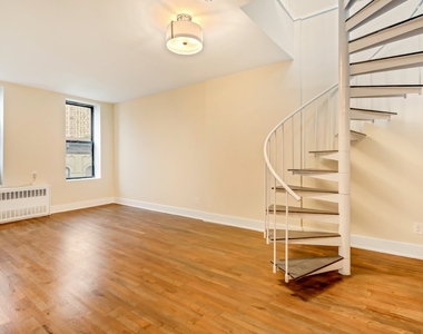 226 East 25th Street, Unit 6d - Photo Thumbnail 2