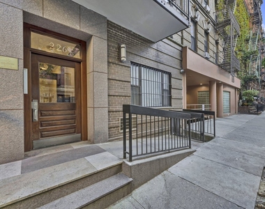 226 East 25th Street, Unit 6d - Photo Thumbnail 9
