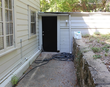 2309 Shoal Creek Blvd - Photo Thumbnail 33
