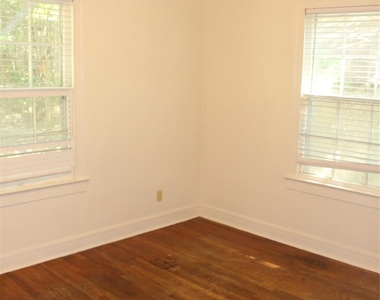 2309 Shoal Creek Blvd - Photo Thumbnail 19
