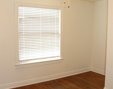 2309 Shoal Creek Blvd - Photo Thumbnail 20