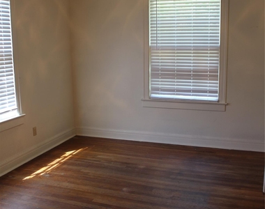 2309 Shoal Creek Blvd - Photo Thumbnail 23